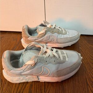 Nike Women's White and Gray Sneakers